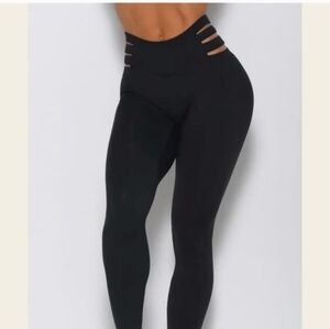 Women's Black High-Waisted Leggings Bombshells